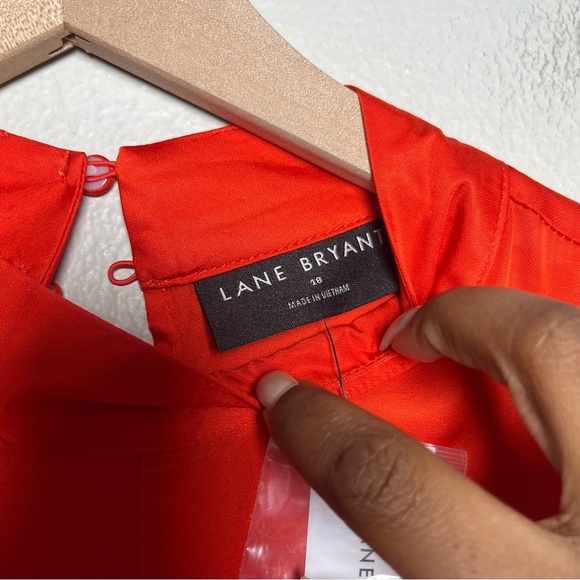 NEW Lane‎ Bryant Women Blouse 18 Red Relaxed Flutter-Sleeve Mock-Neck Top Satin - Picture 3 of 16